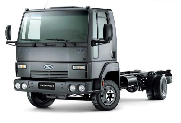 ford-cargo-816